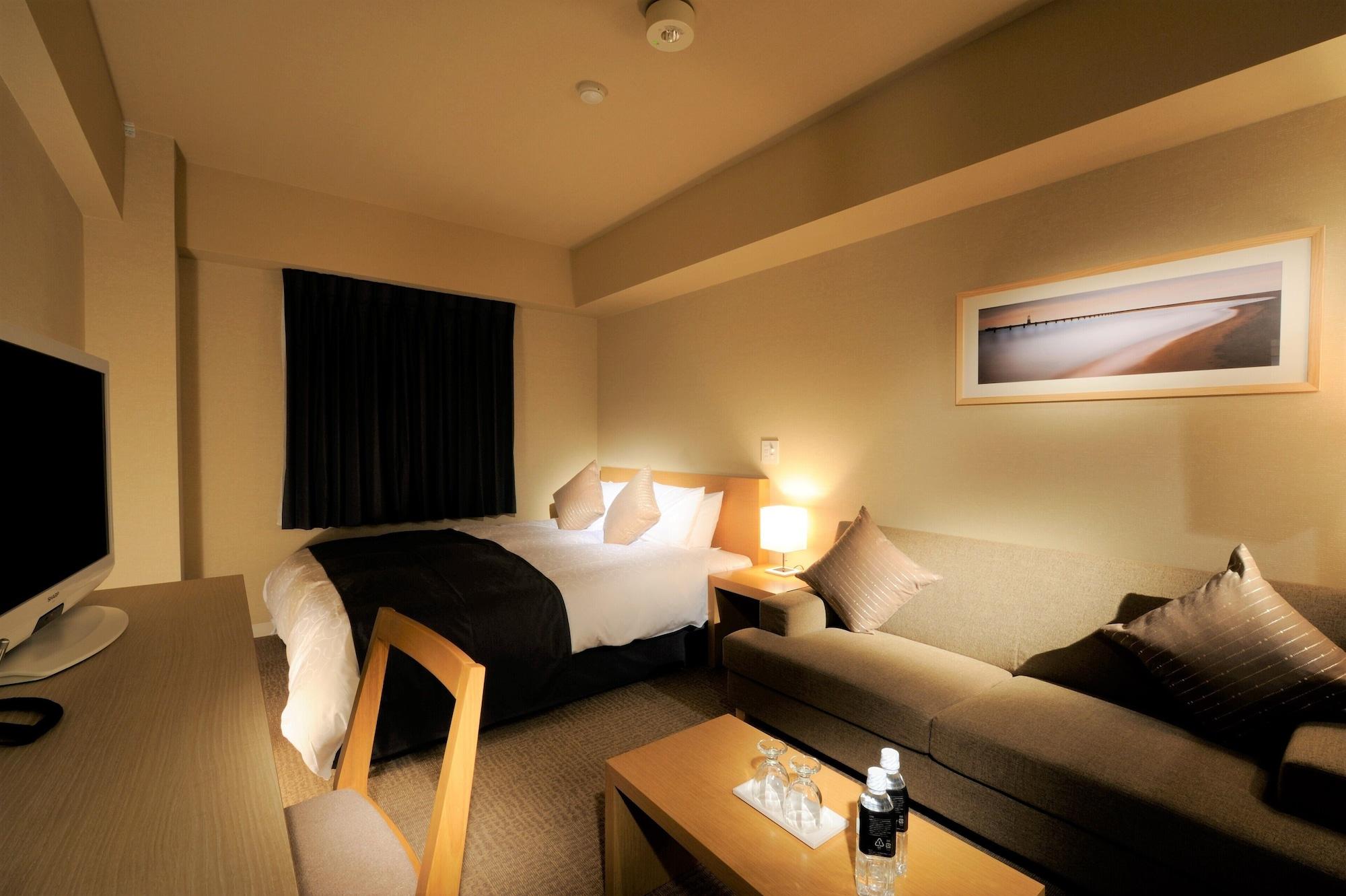 Roppongi Hotel S Токио Экстерьер фото